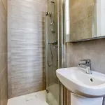 Lejlighed Stunning Beachdrop 3br With Amazing Views By 360 Estates