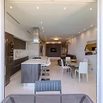 Stunning Beachdrop 3br With Amazing Views By 360 Estates Lejlighed *