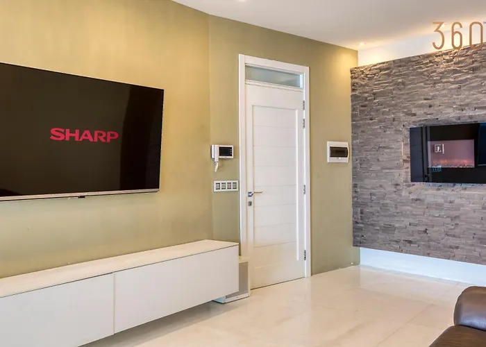 Stunning Beachdrop 3br With Amazing Views By 360 Estates St. Paul's Bay