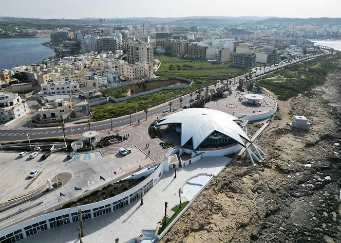 Stunning Beachdrop 3br With Amazing Views By 360 Estates Appartamento