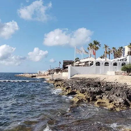 Apartman Stunning Beachdrop 3br With Amazing Views By 360 Estates San Pawl il-Baħar